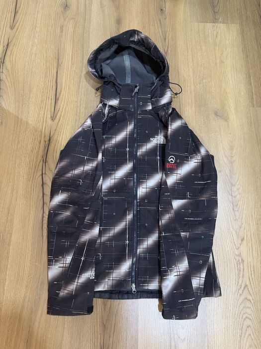 Яке The north face