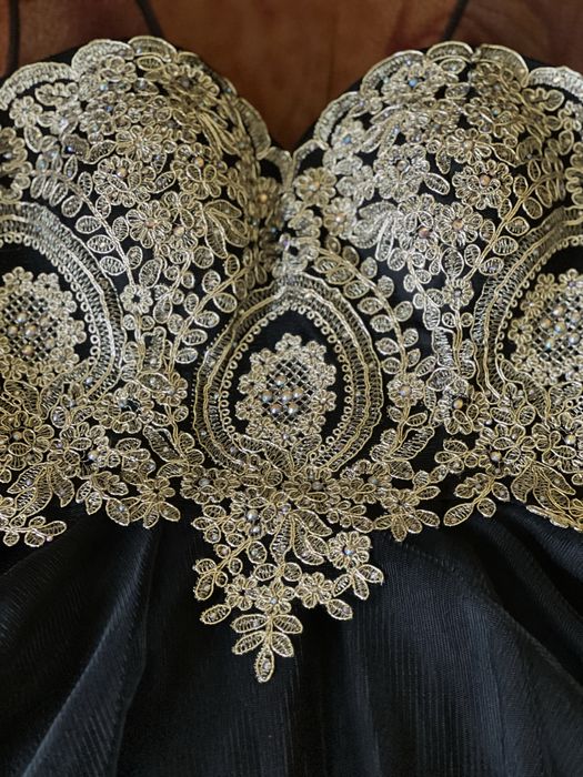 Абитуриентска рокля