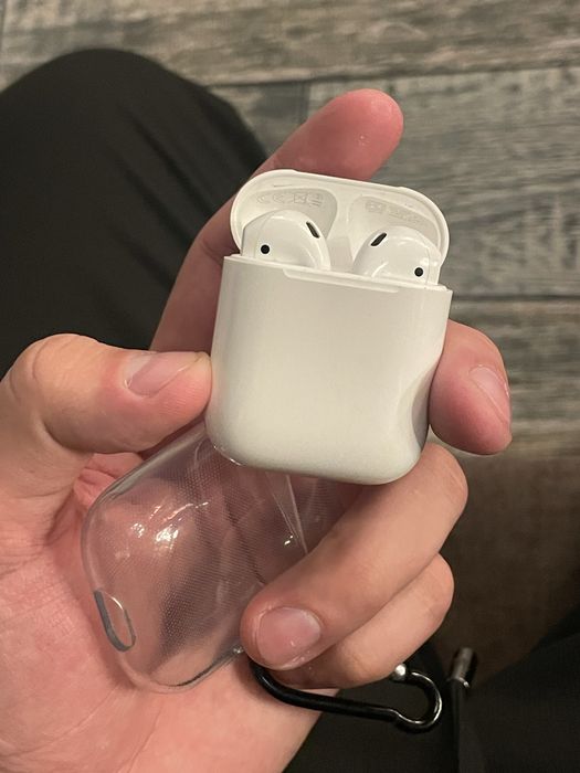 Эйрподс 1 поколение