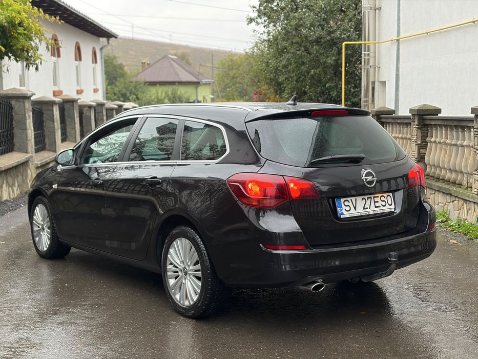 OPEL Astra 2011 — imagine 3