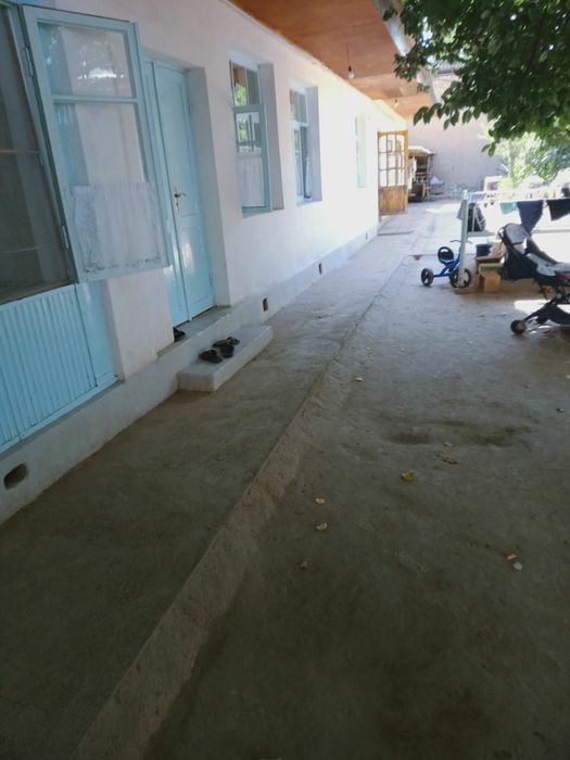 Uy sotiladi yunusobod da