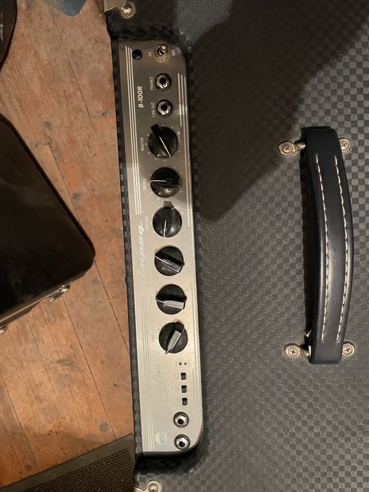 усилвател за бас китара Ampeg