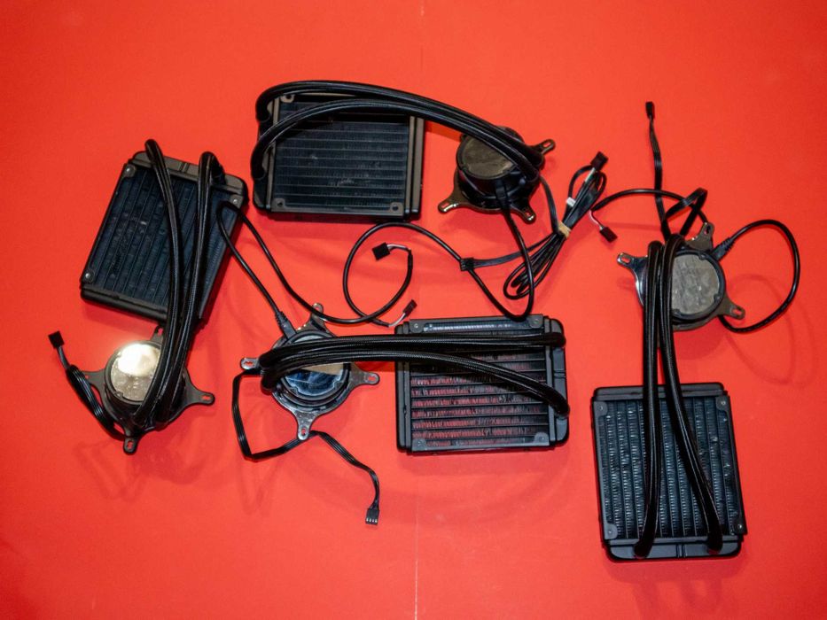 Водхно охлаждане ASUS ROG STRIX LC 120 RGB нови, работещи за части