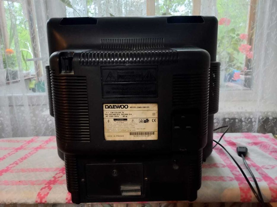 телевизор Daewoo б/у