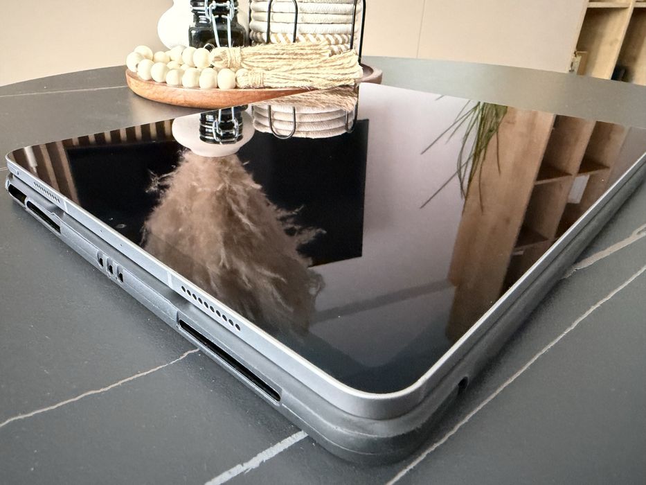 Ipad Pro 12.9 6th Generation M2 Cellular + Wifi 128GB