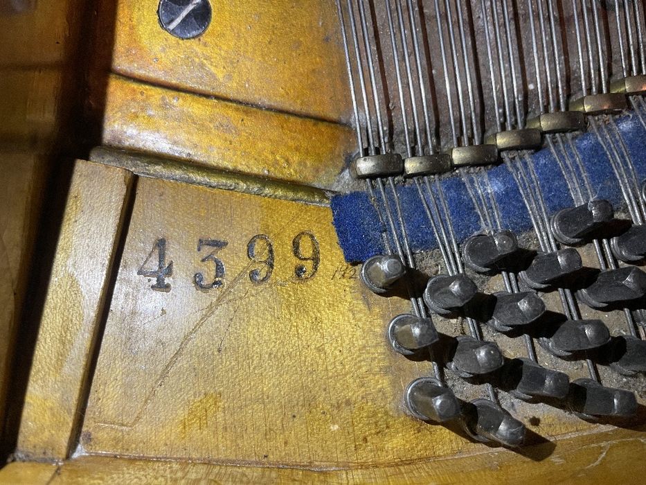 Антикварный рояль Blüthner 1858г