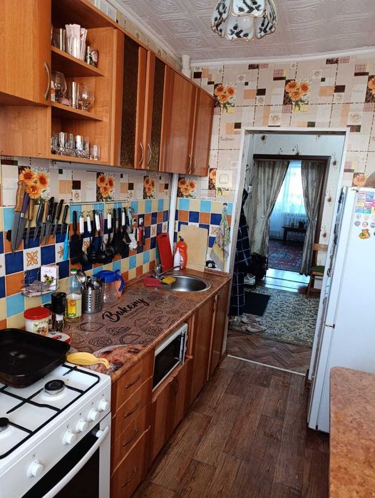 Продам 3х ком квартиру в центре