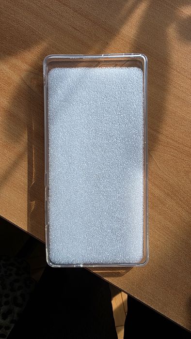 Продавам чисто нови калъфи за Samsung Galaxy S25 Ultra
