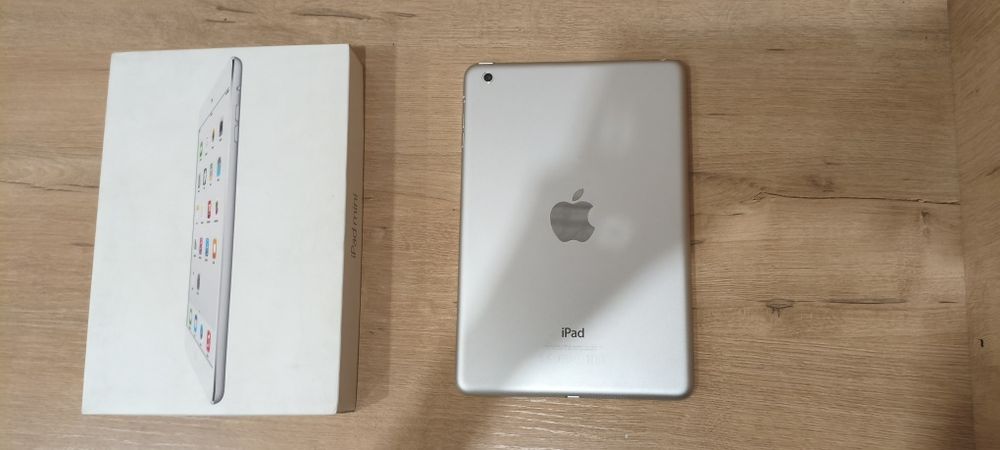 На запчасти ipad mini wi-fi 16GB