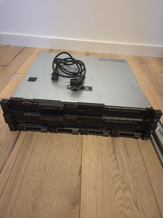 Dell PowerEdge R320 (E5-2450L)
