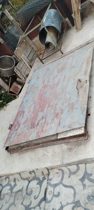 Продам ворота гаражные