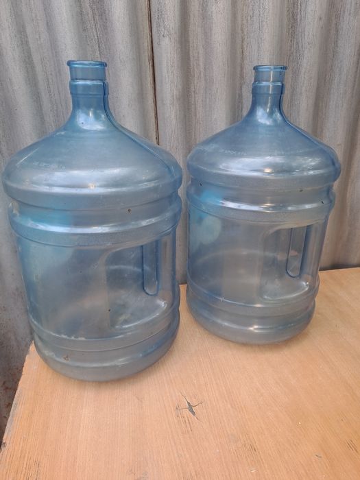 Бутыли для  воды