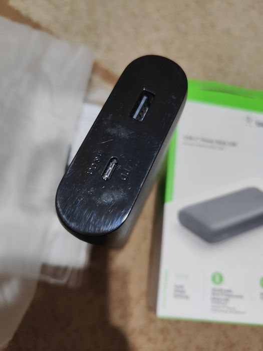 Повербанк belkin