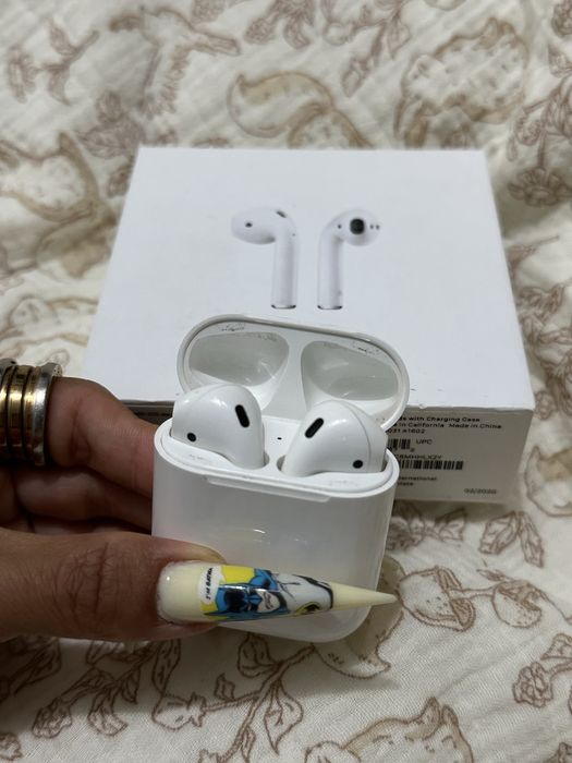 Наушники Apple AirPods 2