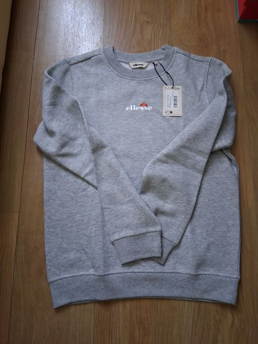 Hanorac ellesse nou cu eticheta