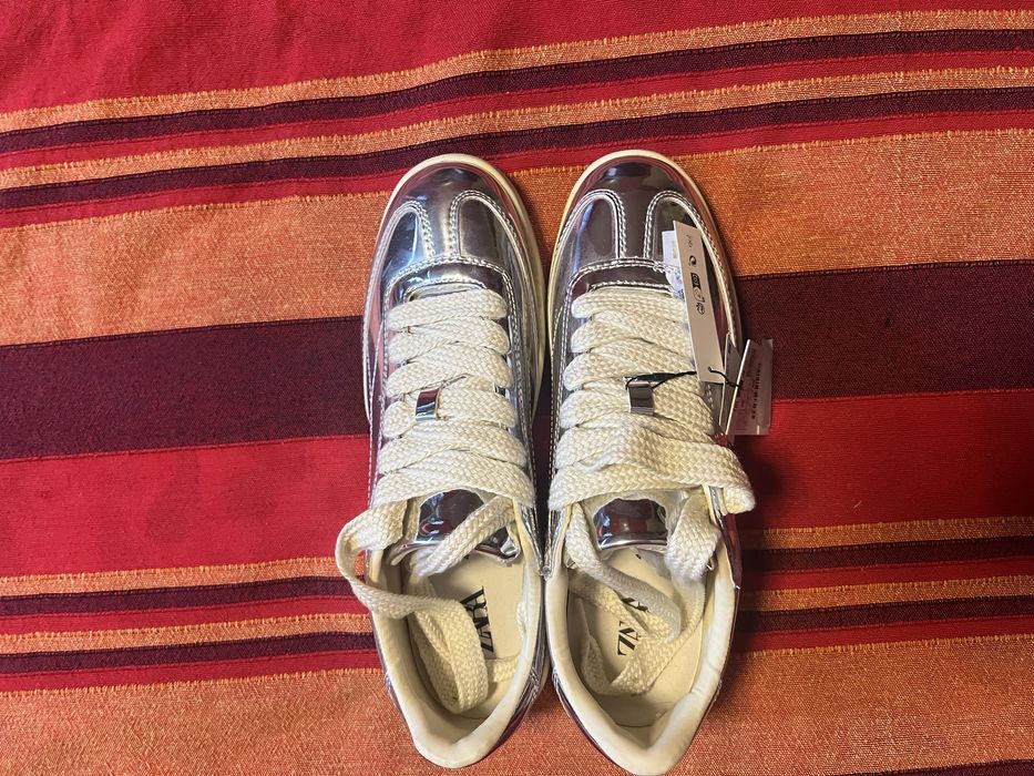 Zara нови  размер 43