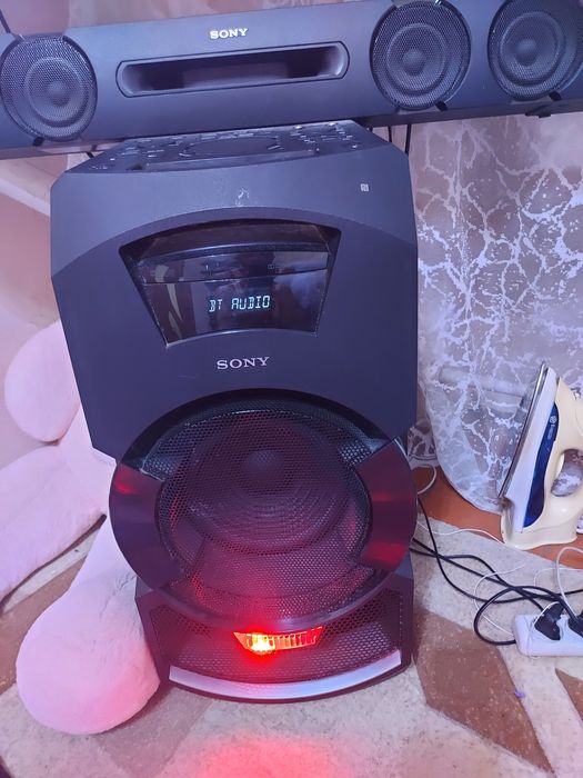 Продам колонку Сони(оригинал)