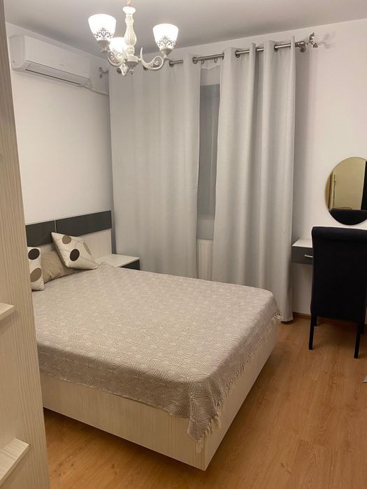 Inchiriez apartament 2 camere Ozana