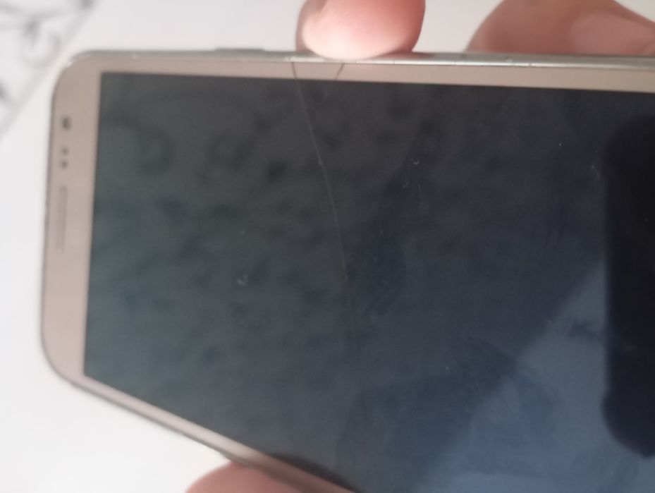 телефон Samsung j2