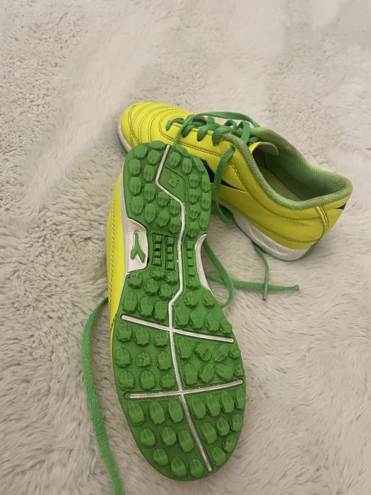 Diadora gazon 32