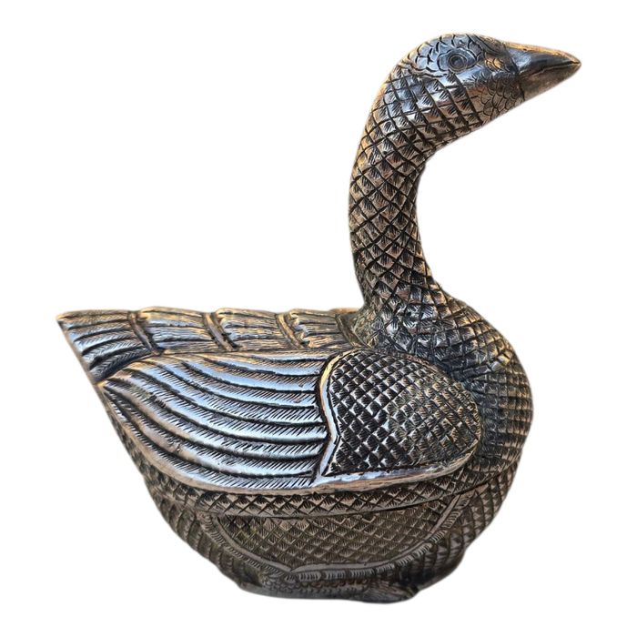 Cutie artizanala din argint