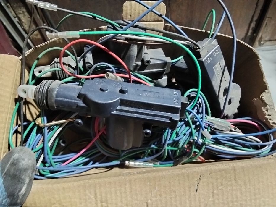 Продам центральный замок для авто