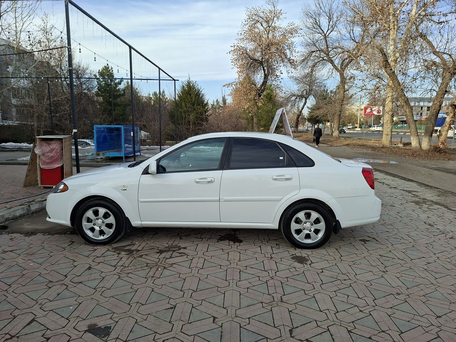 Gentra mexanika 2 pozitsiya evro 2015 yil metan 90 lt