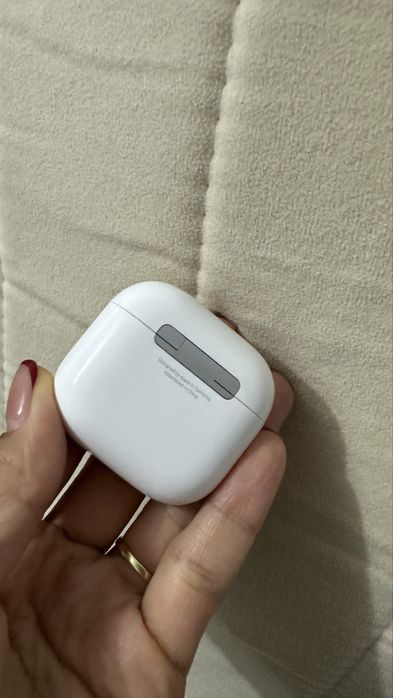 Айрпродс 4 airpods4