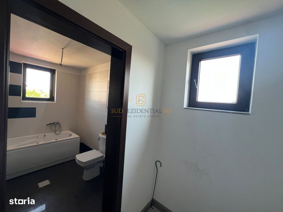 Vila individuala cu 7 camere, 5 dormitoare, teren 363 mp-Com. Berceni