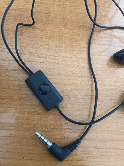 Оригинални LG слушалки