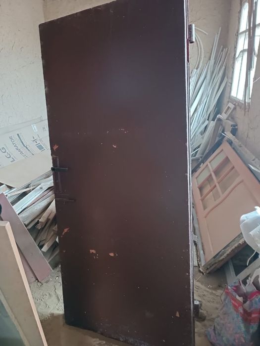 Есік сатылады срочно