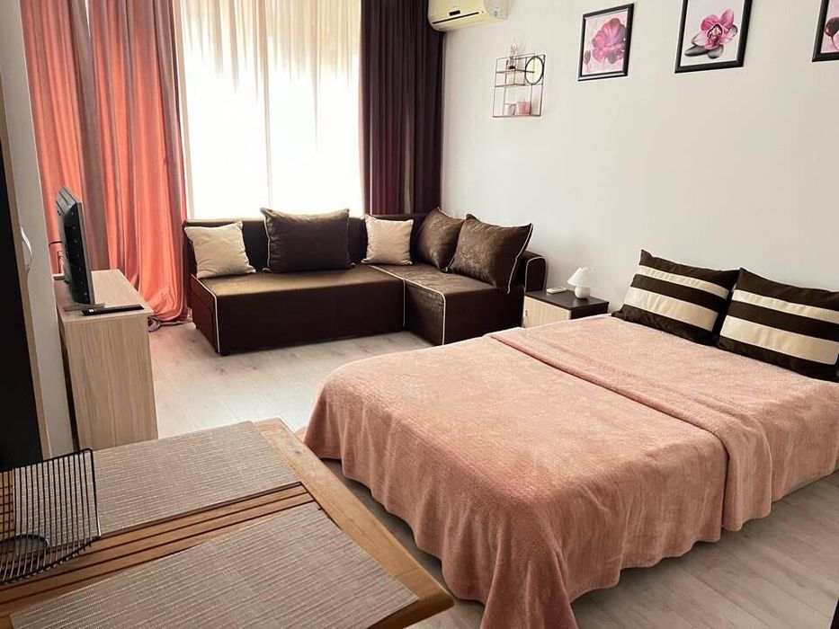Продава се Едностаен апартамент в Бургас, Център - 38 кв.м за 1185 €/кв.м - Снимка #4