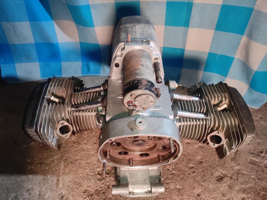 Запчасти мотоцикл Днепр,Урал