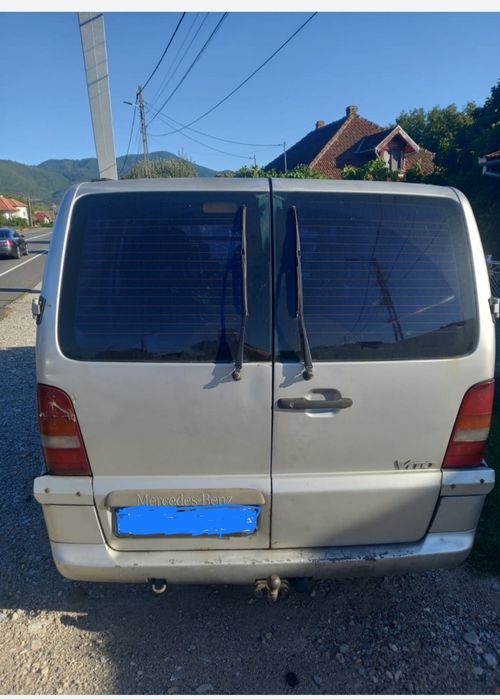 Dezmembrez Mercedes Vito