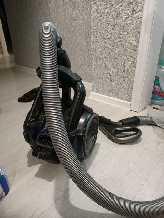 Пылесос в хорошем состоянии