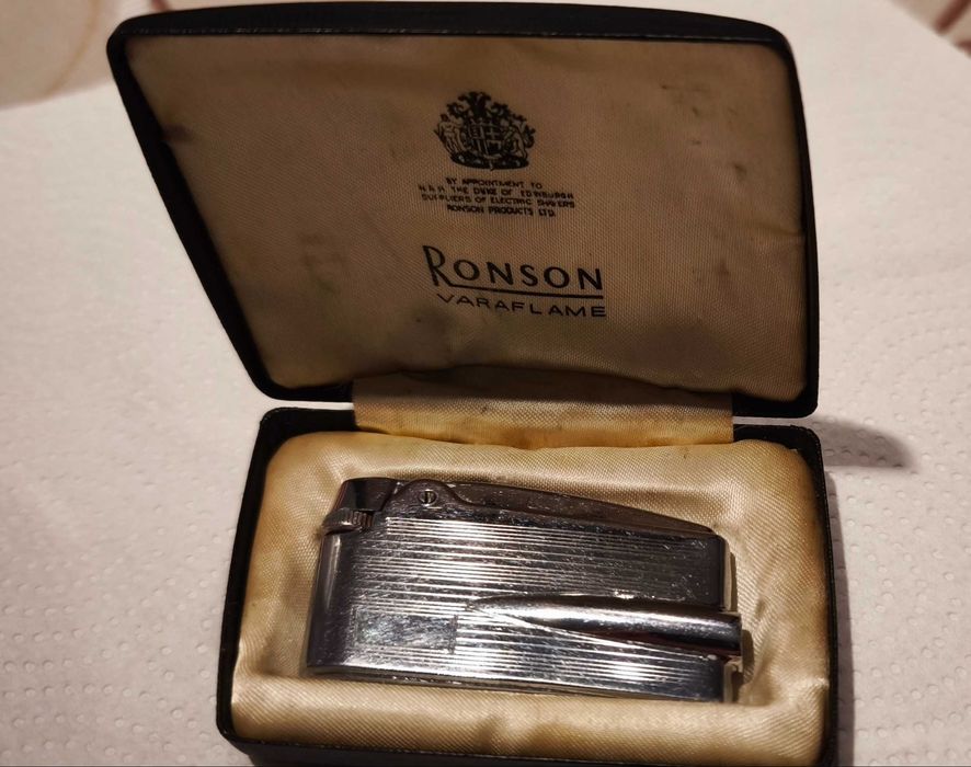 Ronson запалка с кутия