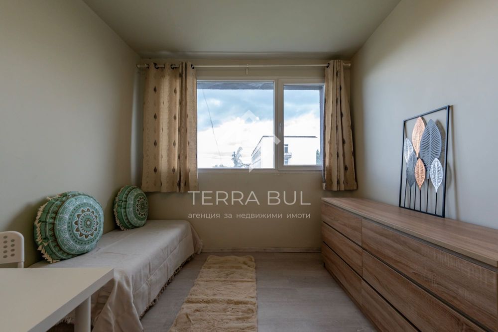 Продава се Двустаен апартамент в Пловдив, Кършияка - 42 кв.м за 2560 €/кв.м - Снимка #2