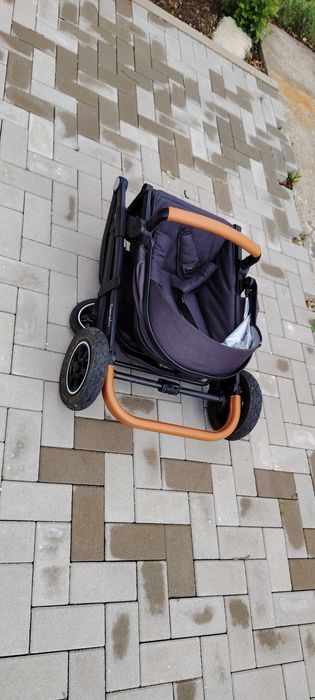 Vând cărucior 2 în 1 Lionelo Amber