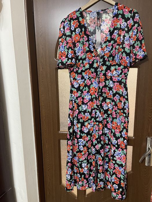 Rochita de vara , material bumbac , marimea 12 uk