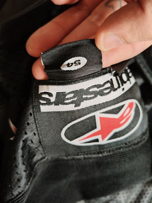 Alpinestars 54 Casca + Geaca Icon