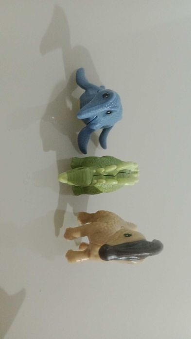 Colecție dinozauri natoons kinder 2025-2026 15 bucăți din 16