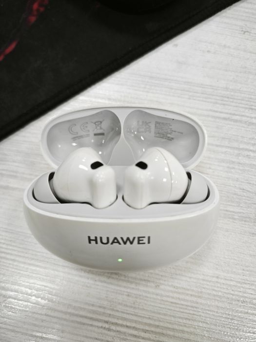 наушники FreeBuds 6i Белый