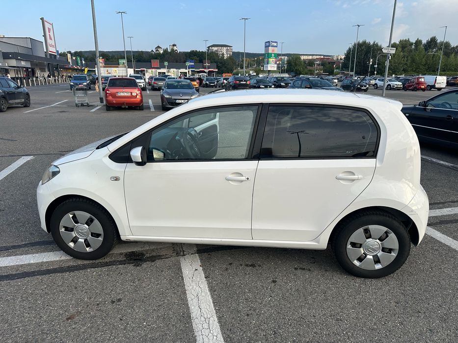 Volkswagen up! 1.0 Benzină, 2014, 5 uși, AC – 158.950 km