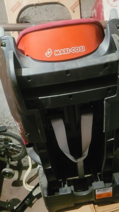 Автокресло Maxi-Cosi