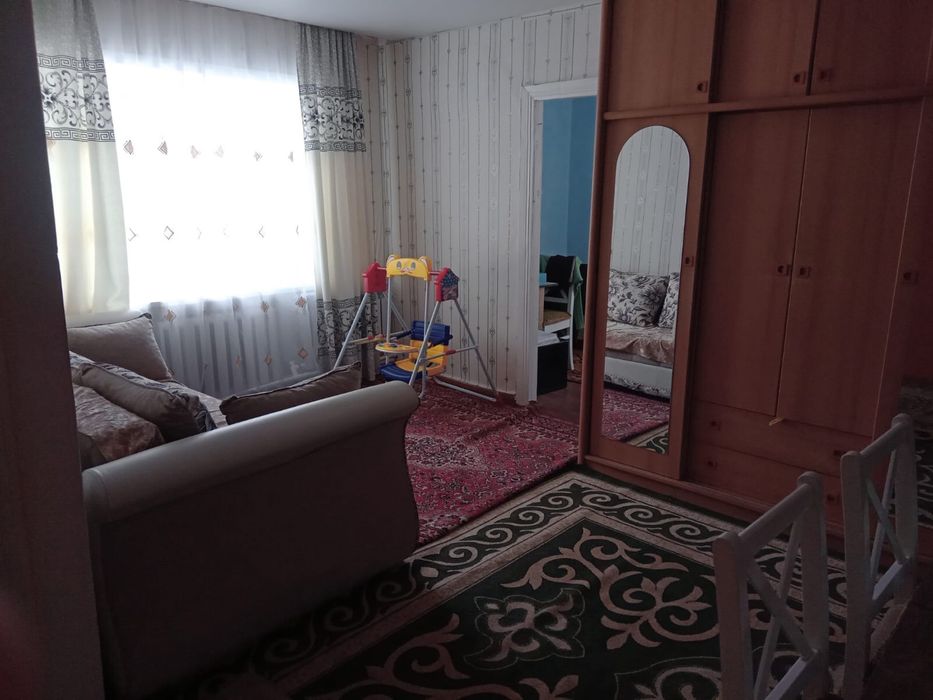 Продам квартиру в п.Зеленый бор