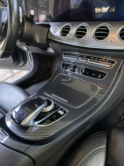 Централна карбонова конзола (хидрографика) C W205 GLC X257 E W213 X238