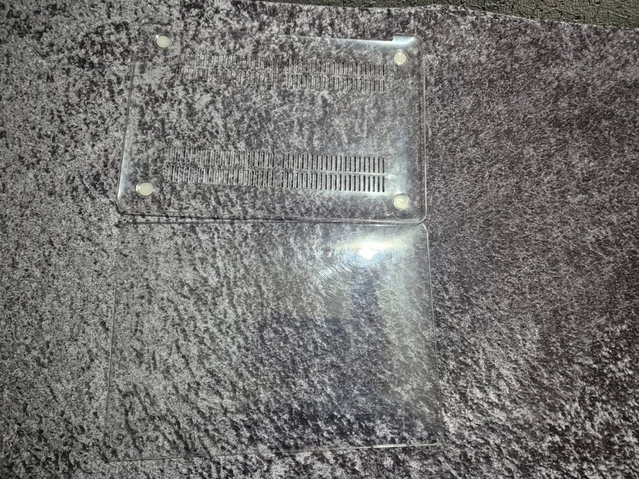 Продам защитный чехол (hardshell) для MacBook Air 13