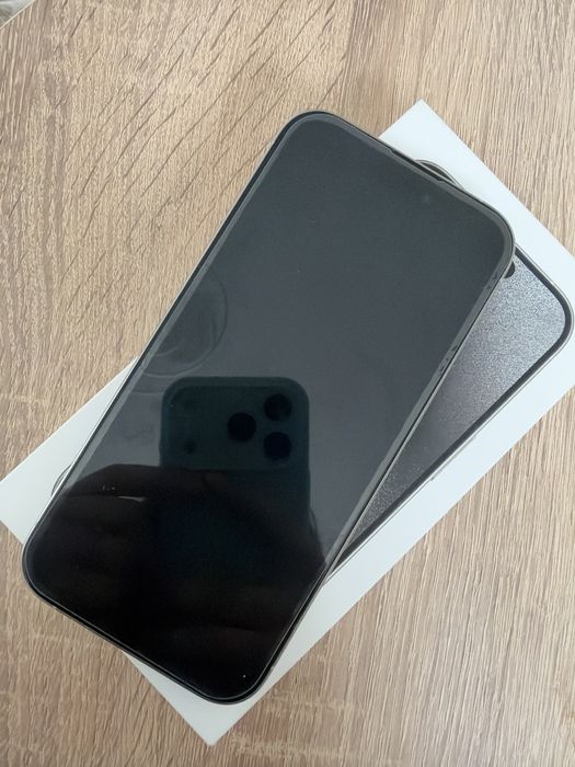 Iphone 15 pro white titanium