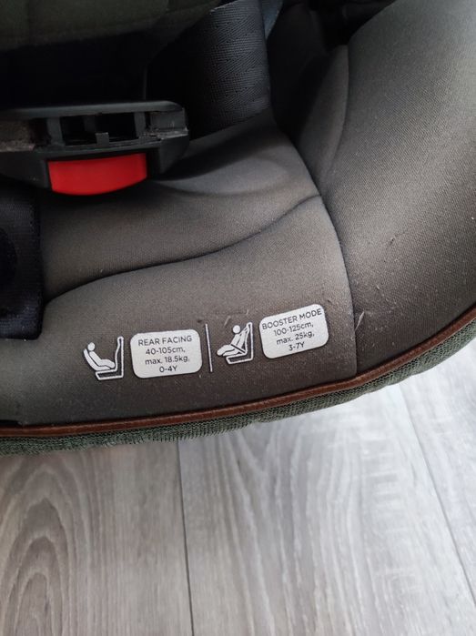 Vand scaun Joie i-Size i-Spin Grow Signature