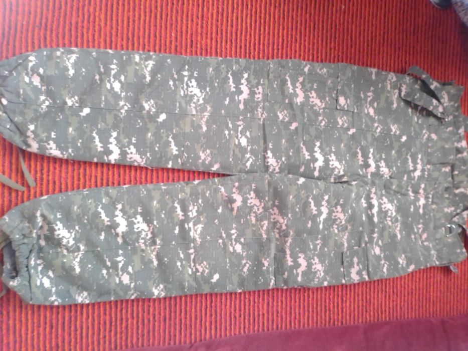 Успейте супер скидка! Продам  военный бушлат и ватник